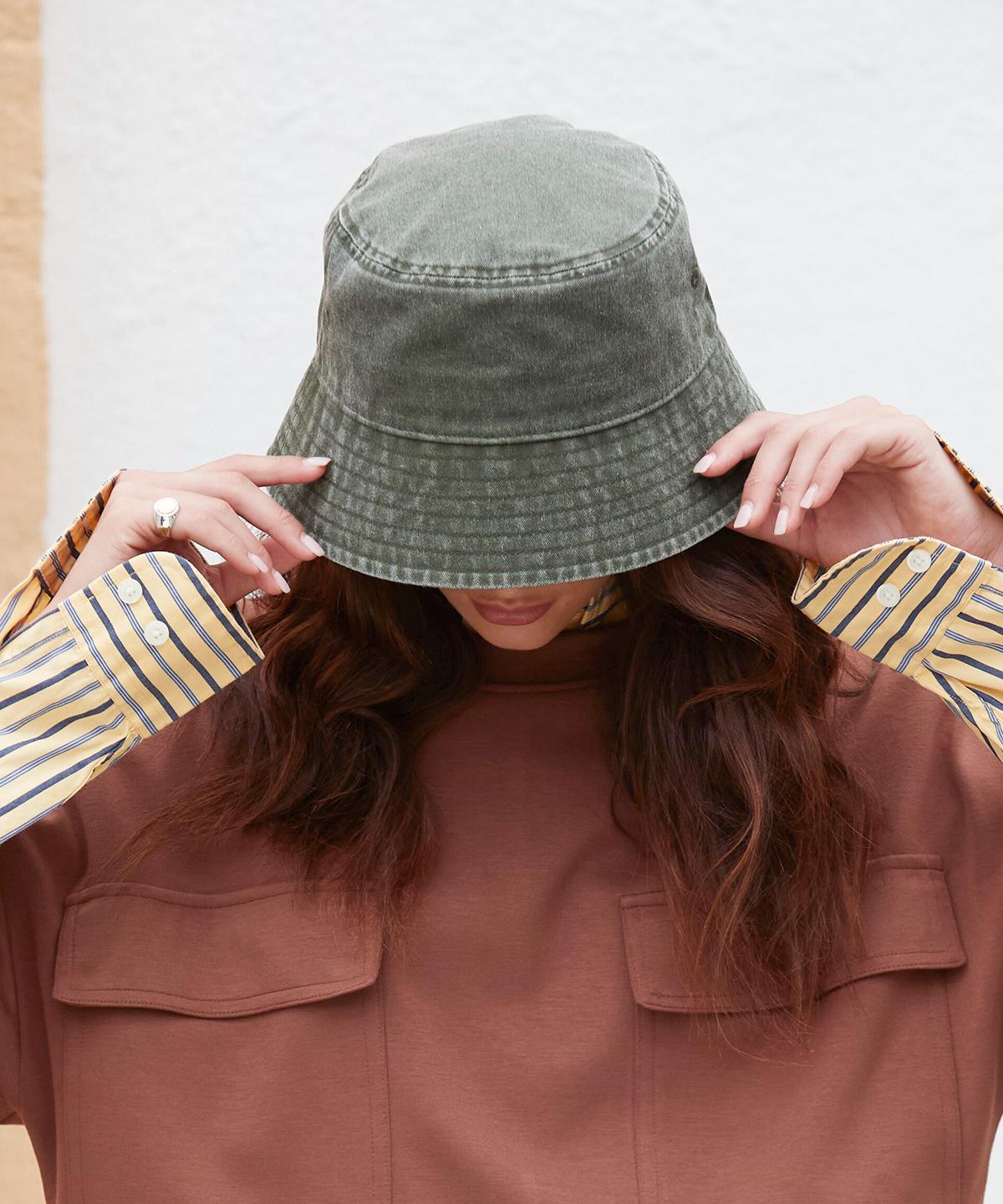 Pixel Chicken Embroidered Bucket Hat | Vintage Embroidered Hat